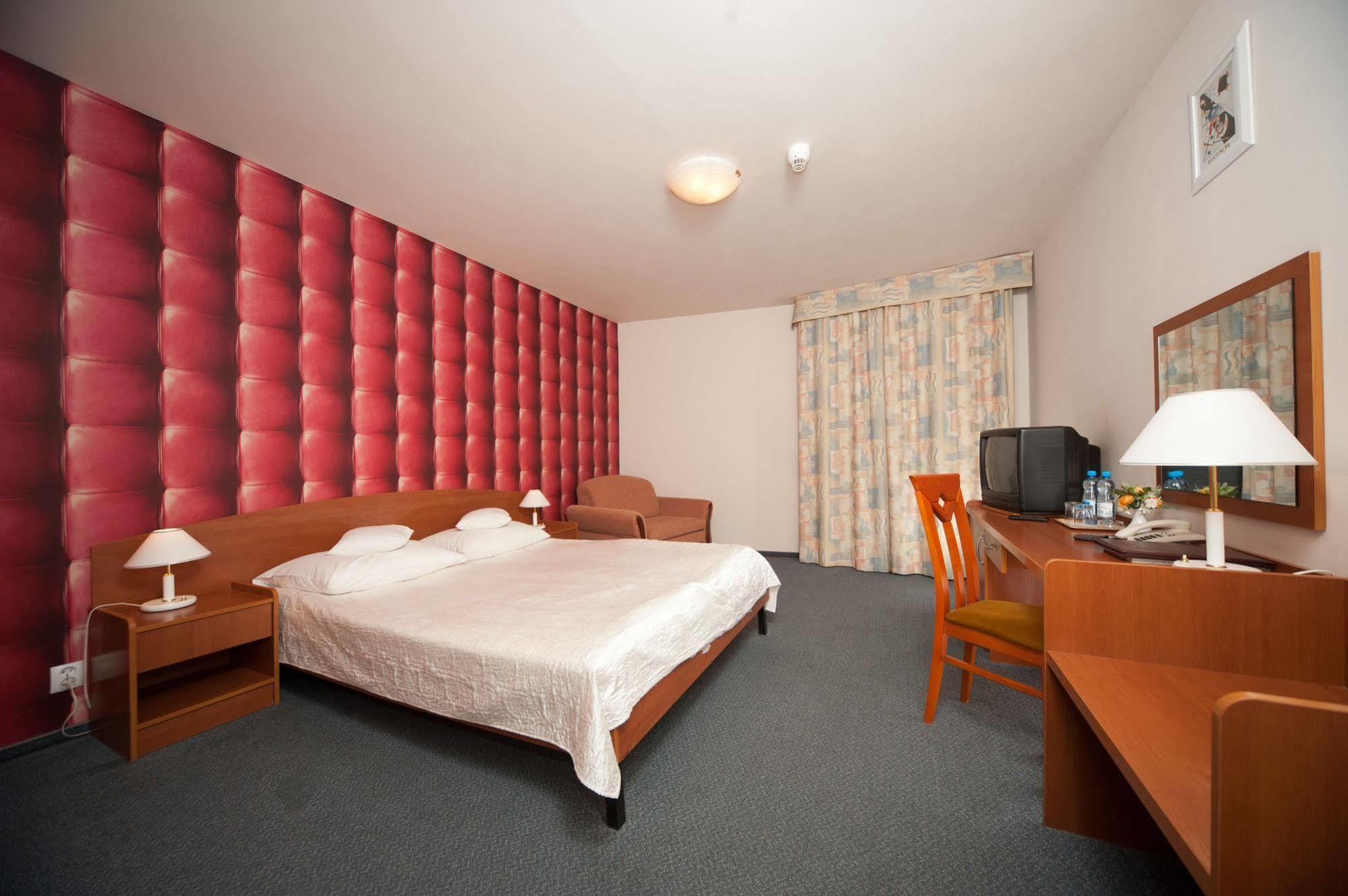 Hotel Gromada Radom Centrum מראה חיצוני תמונה